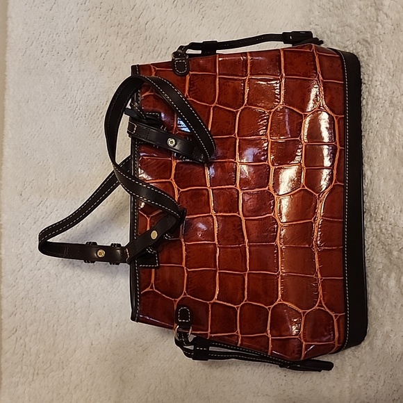 Dooney and Bourke burnt orange bag - Picture 2 of 6